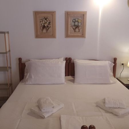Retzos Rooms ヒマラ エクステリア 写真