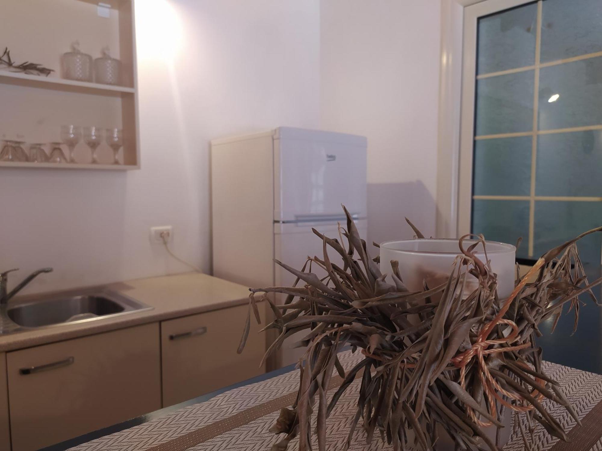 Retzos Rooms ヒマラ エクステリア 写真